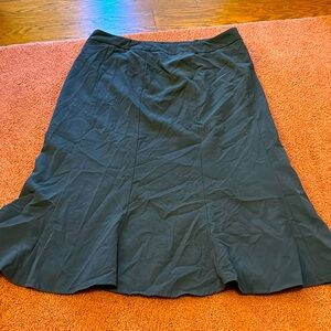Black skirt. From Apostrophe. Only worn once.
